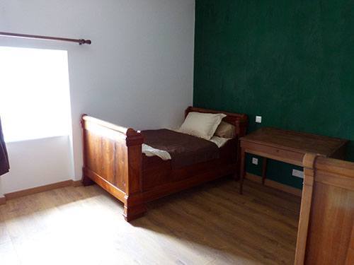 Kinder haben ihres Zimmer in den Familien Suite Holz und Natur